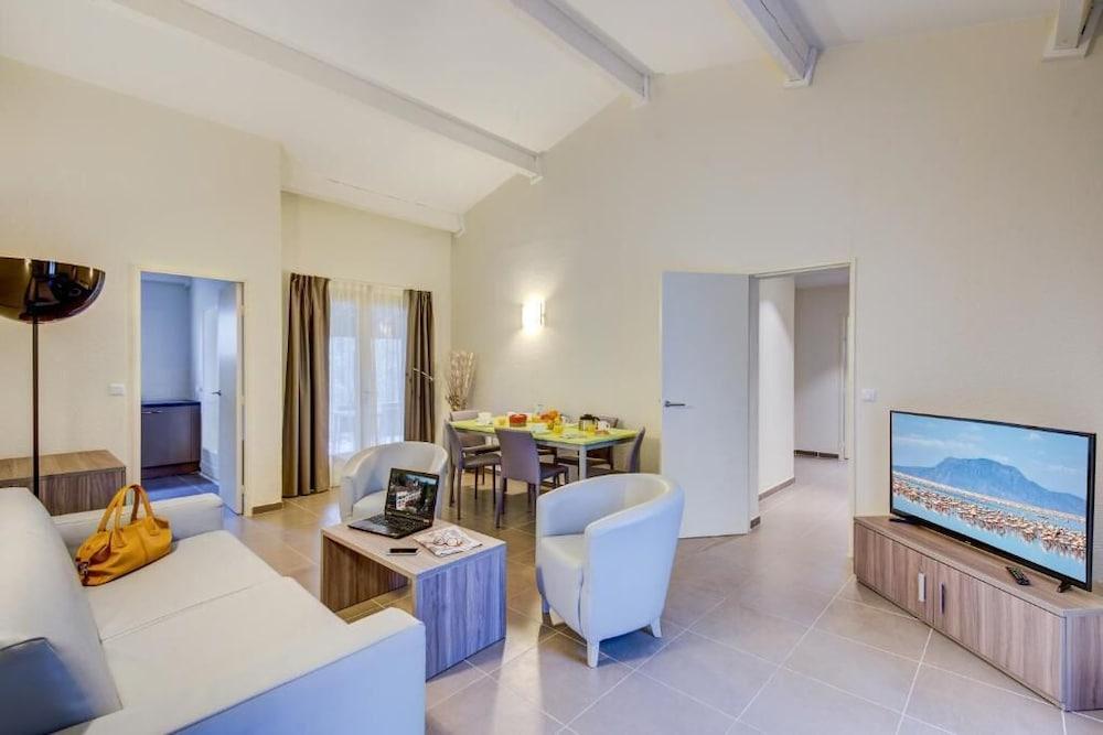 La Tour Carree - Grasse Sud Hotell Peymeinade Exteriör bild