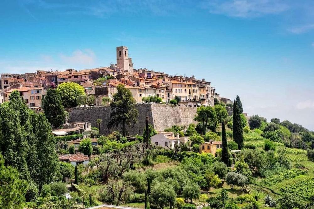 La Tour Carree - Grasse Sud Hotell Peymeinade Exteriör bild